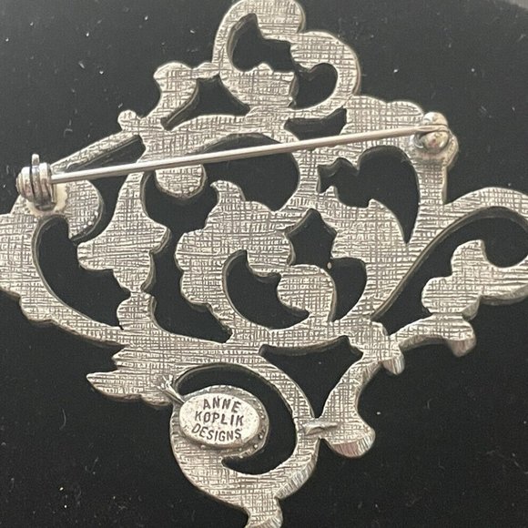 VNTG Large Ann Koplik Design Sparkling Brilliant Cut Pave Crystals Arabella Pin - Picture 3 of 5